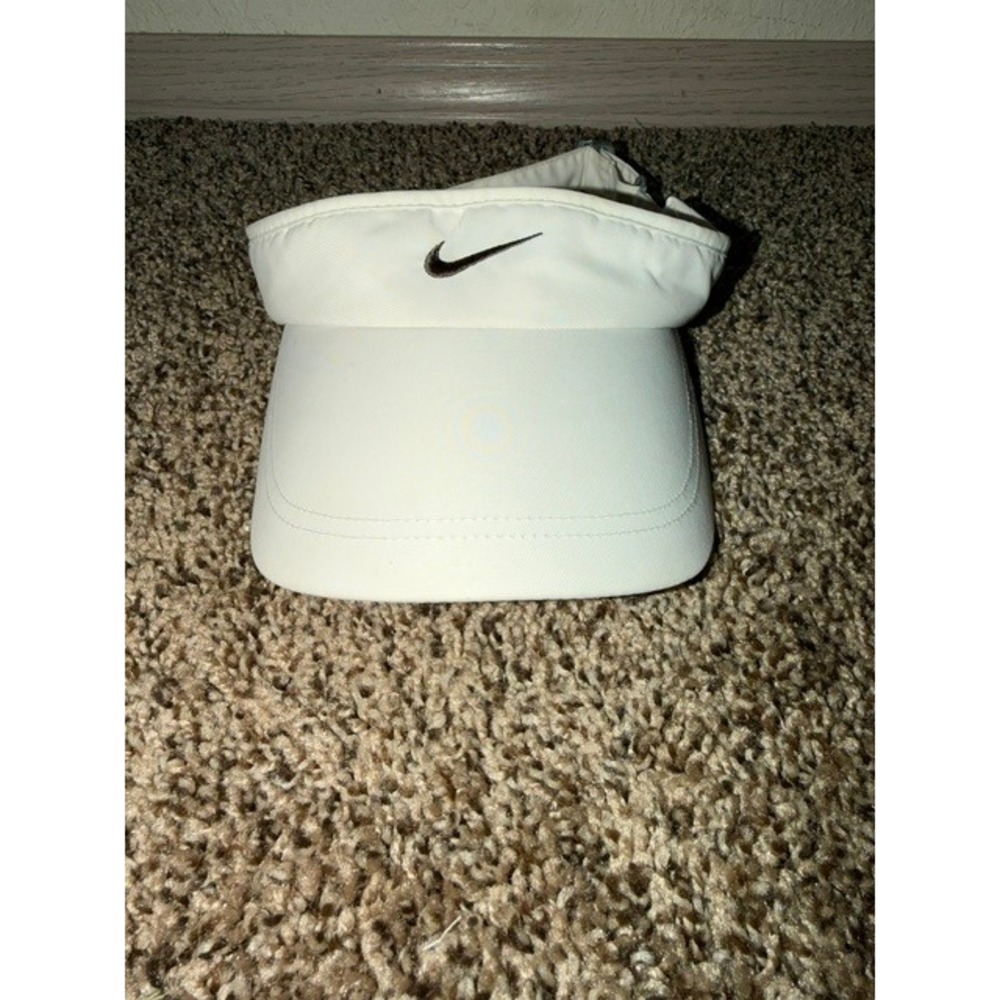 Nike Golf Visor White Black Swoosh Adjustable Strap Athletic Hat Brown Underbrim